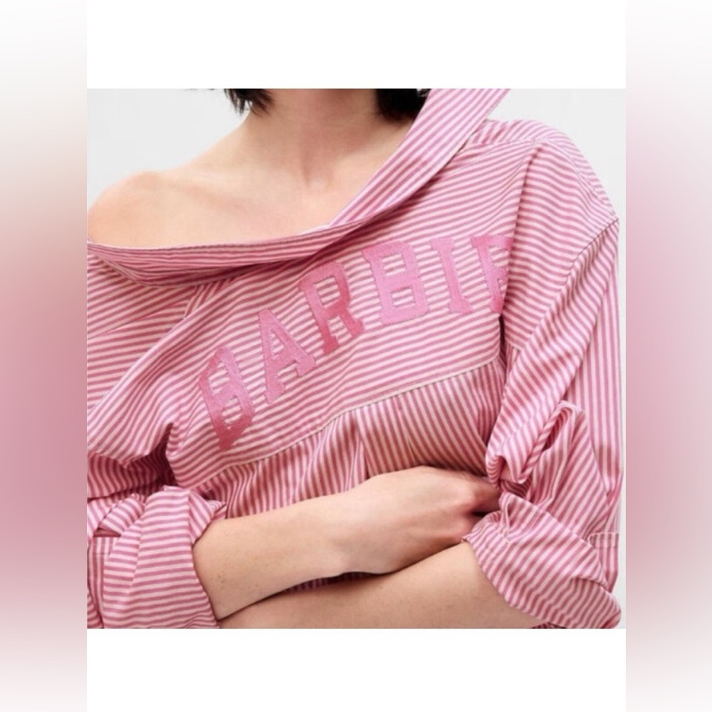 Gap × Barbie™ Adult Organic Cotton Stripe Big Shirt - Picture 2 of 8